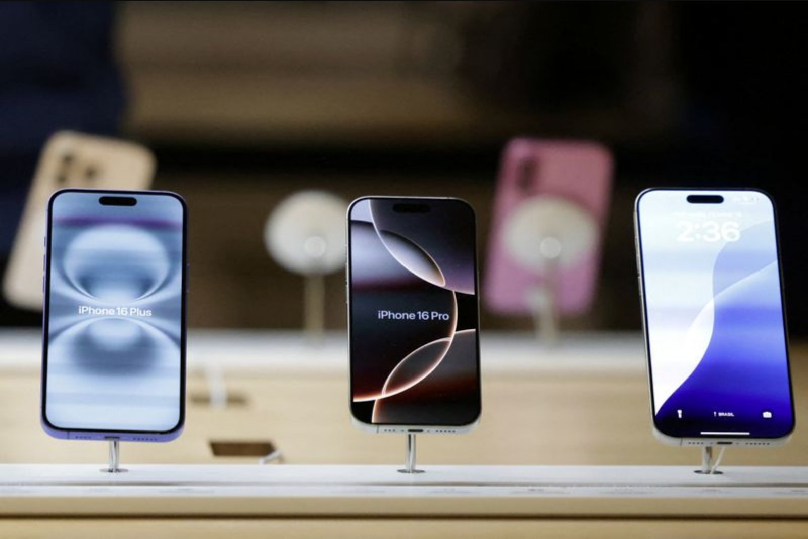 Apple Agrees to $250 Million Settlement Over Delayed Siri AI Upgrades