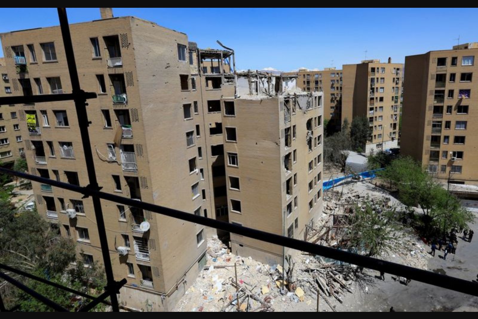 Aid Agencies Begin Overland Deliveries of Emergency Supplies to Iran