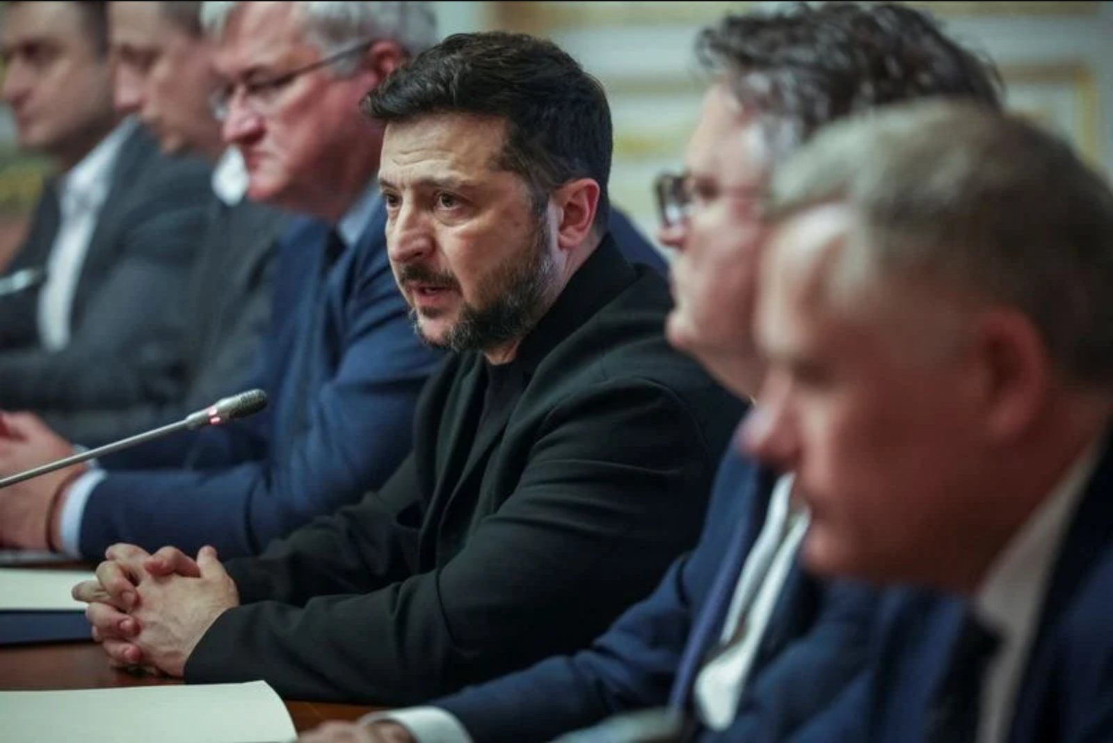Zelenskiy Returns Polish State Decoration Amid Dispute Over WWII-Era Unit Rename