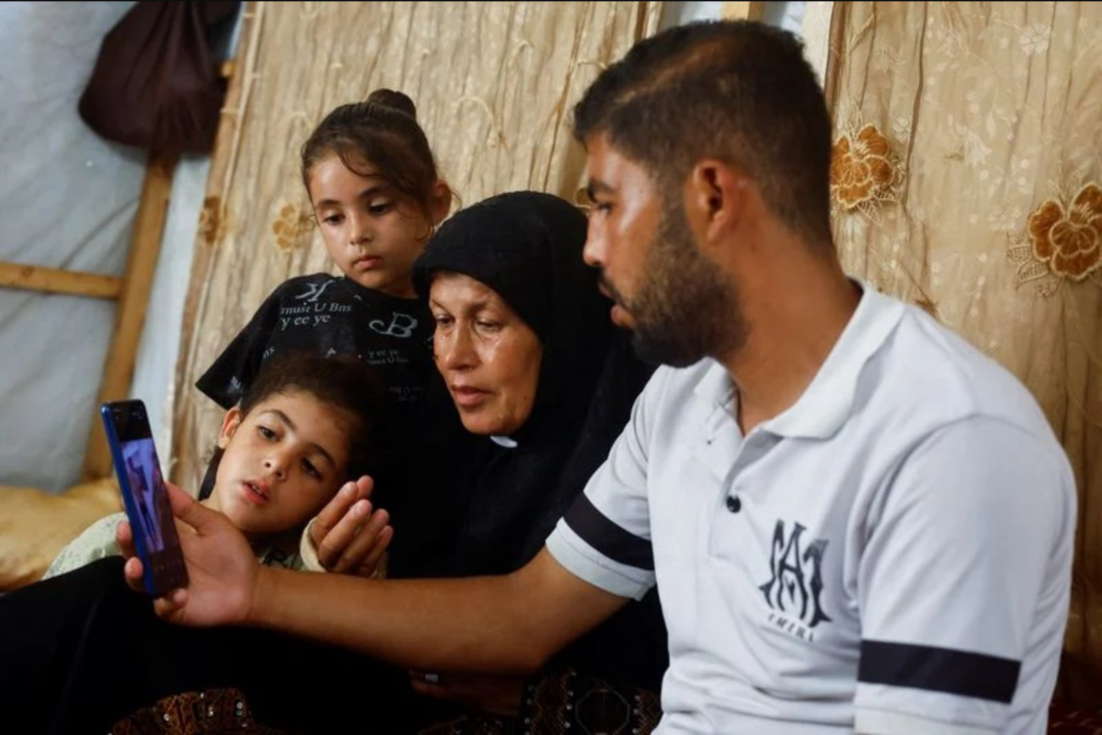 Two Gaza Mothers Identify Blindfolded Man in Photo; Israeli Military Confirms Image but Keeps Identity Secret