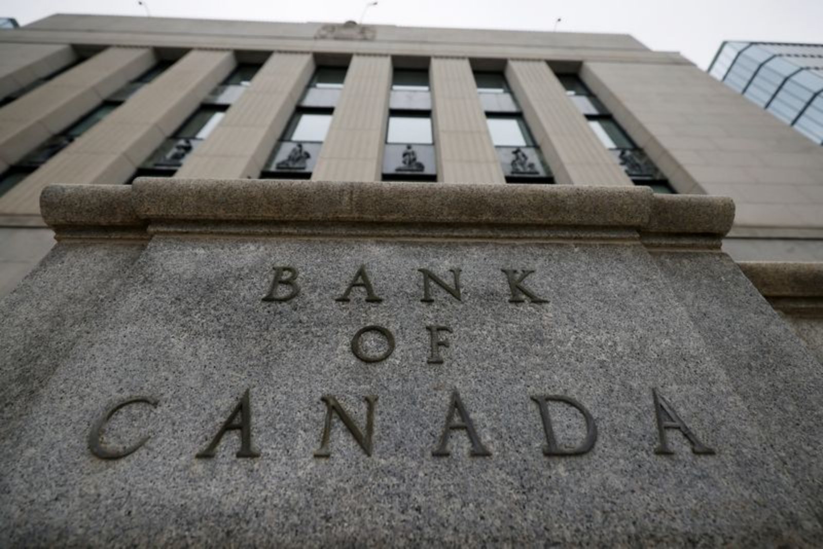 Bank of Canada Officials See Threats to Fed Independence Worsening Global Uncertainty