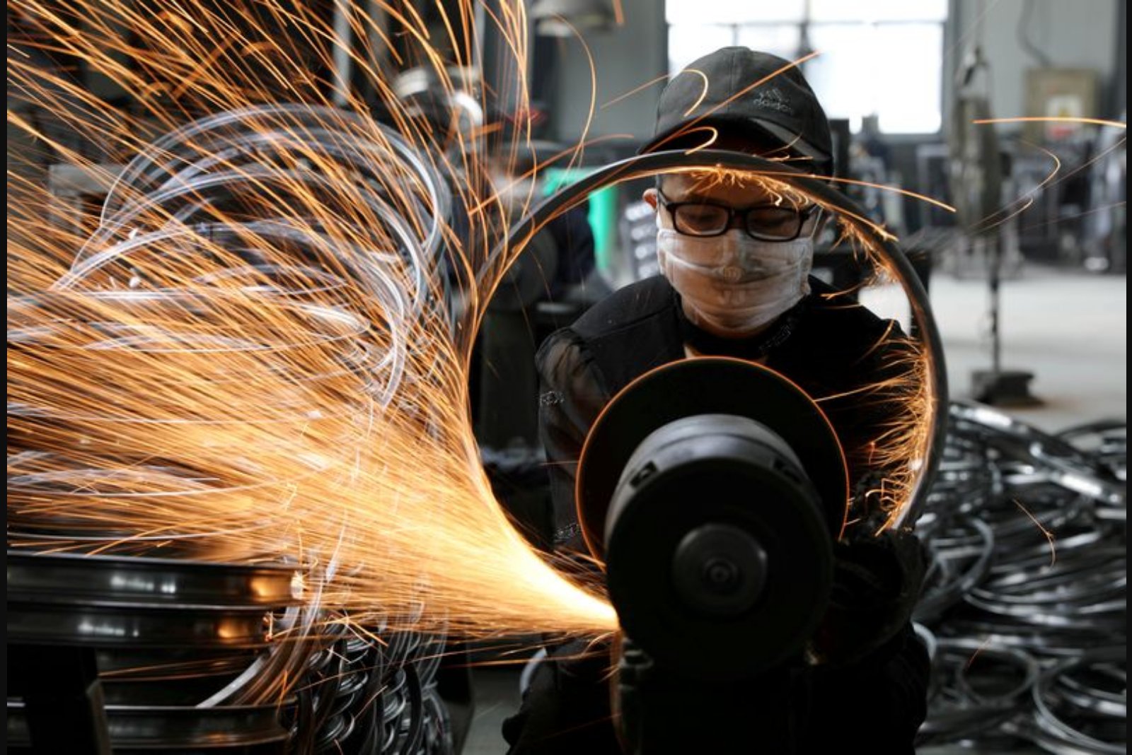 Private Survey Shows China’s Services Activity Accelerated to 33-Month High in February