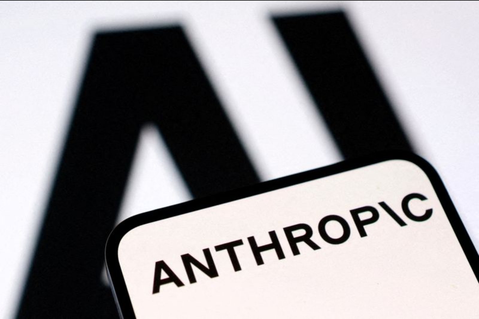 U.S. Agencies Poised to Gain Controlled Access to Anthropic's Mythos AI Model