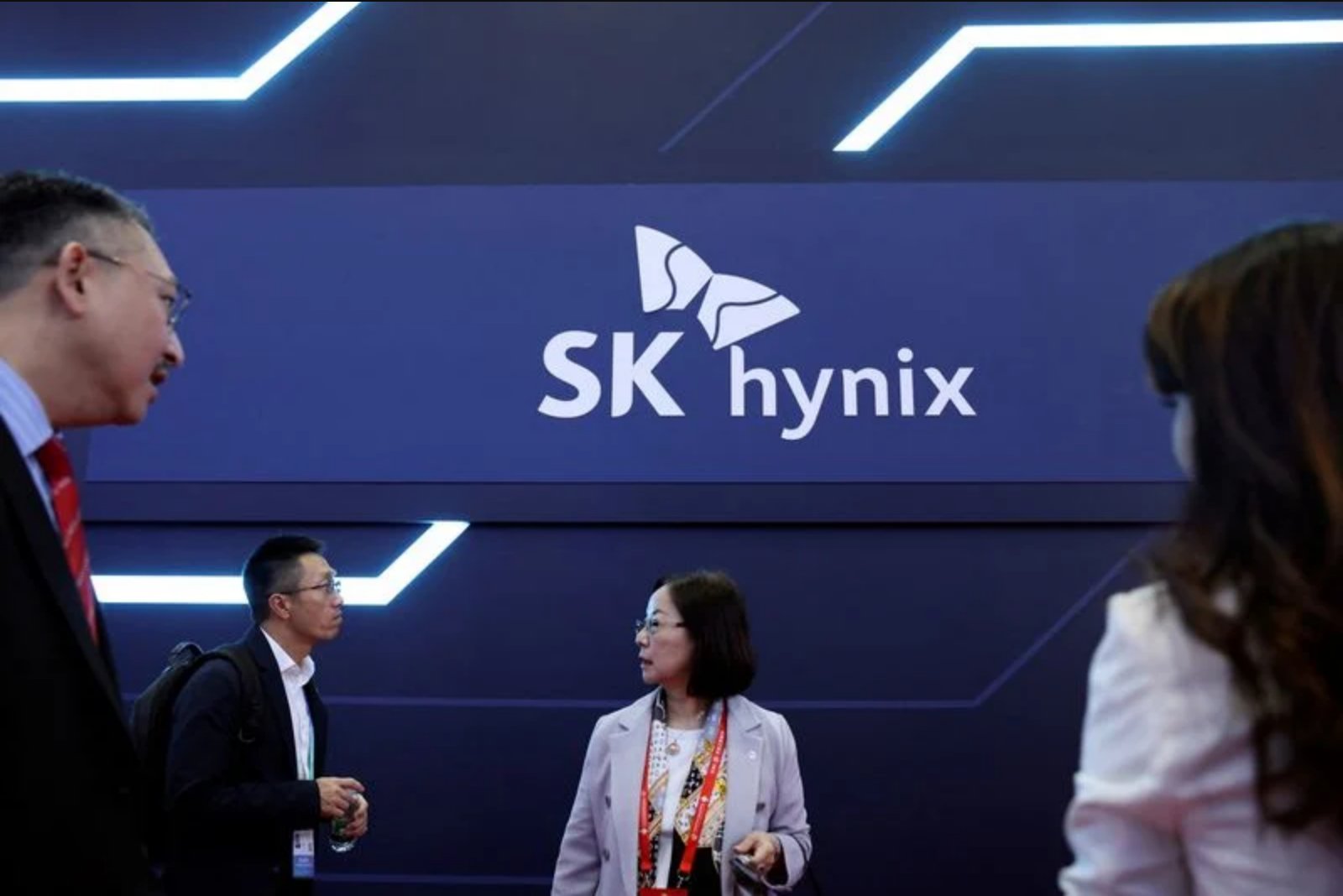 SK Hynix kicks off $28 billion U.S. ADR sale, secures up to $7 billion in investor interest