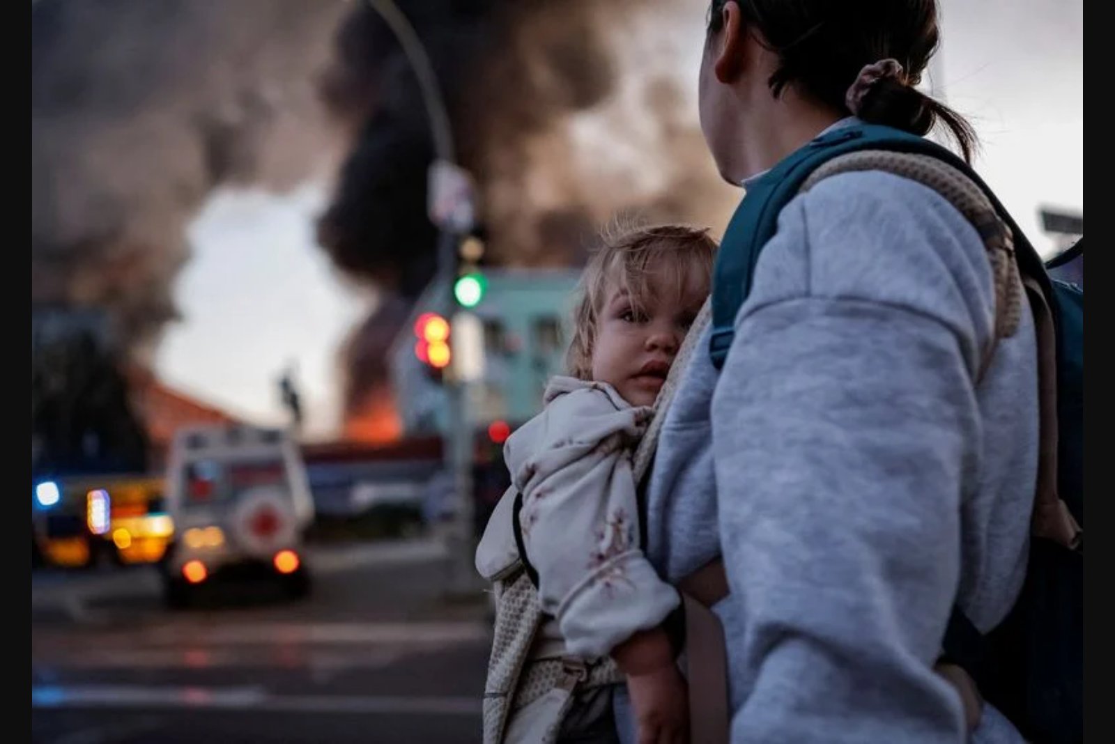 Air strikes resume on Kyiv after brief pause for US envoys, killing two and damaging infrastructure