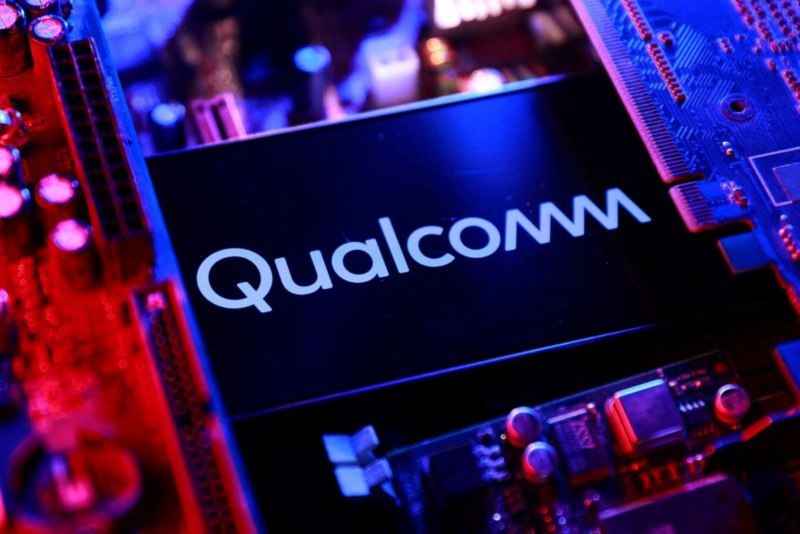 Memory Shortage Hits Smartphone Chipmakers - Qualcomm and Arm Face Demand Pressure
