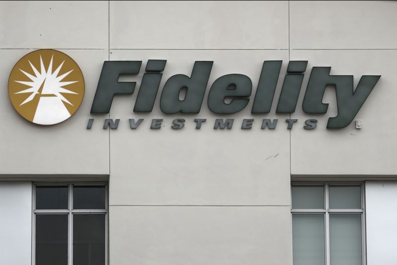 Judge Tosses Suit Over Fee Structure in $439 Billion Fidelity Money Market Fund