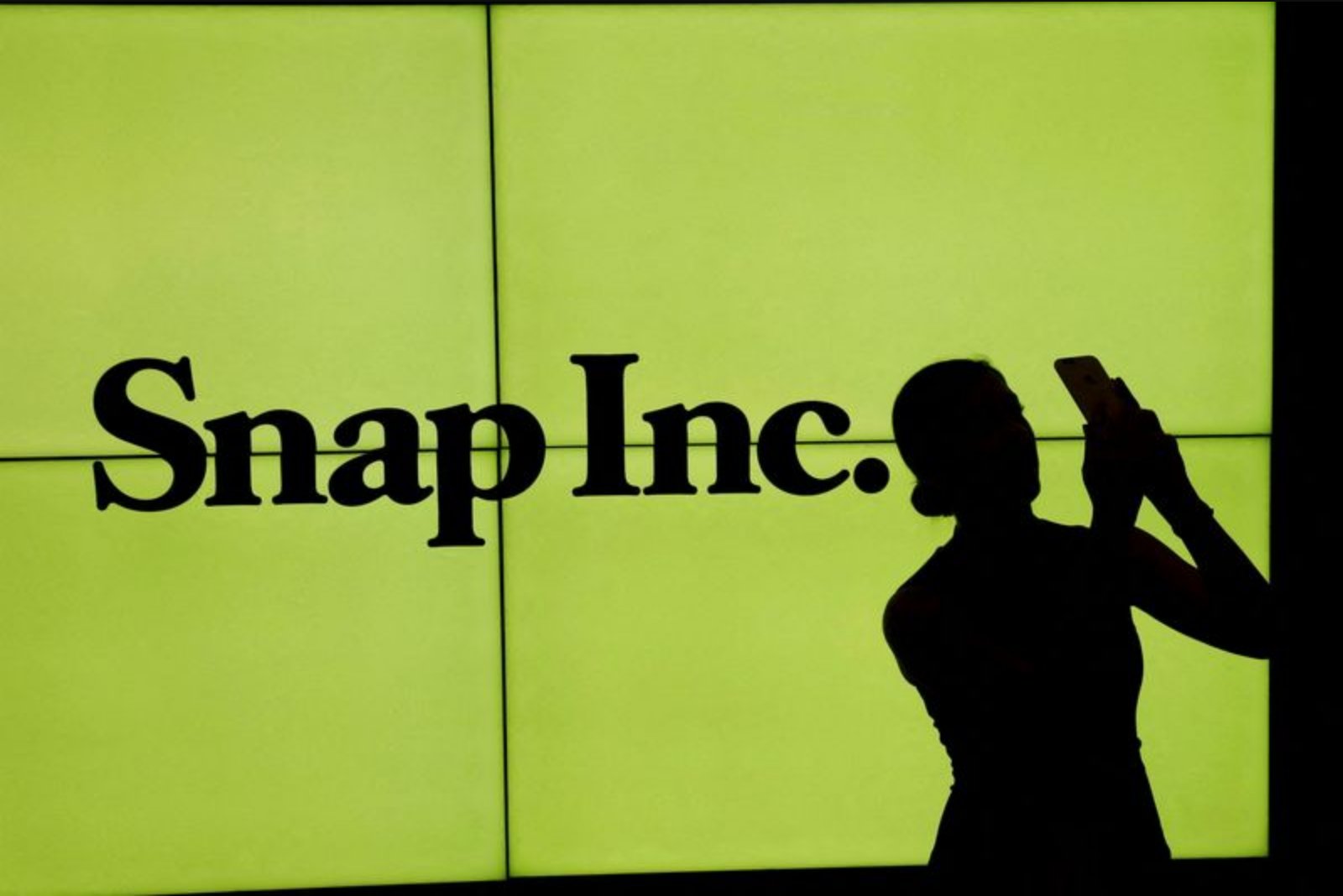 Snap posts revenue growth and user gains as subscriptions supplement ad income