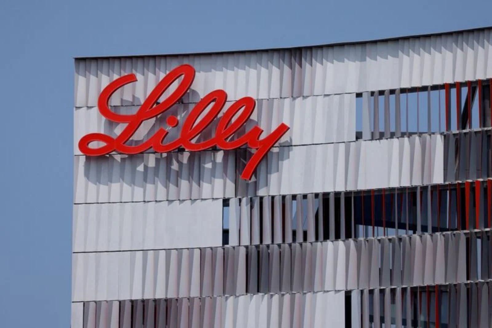 Lilly stock rises as retatrutide data bolsters obesity franchise lead