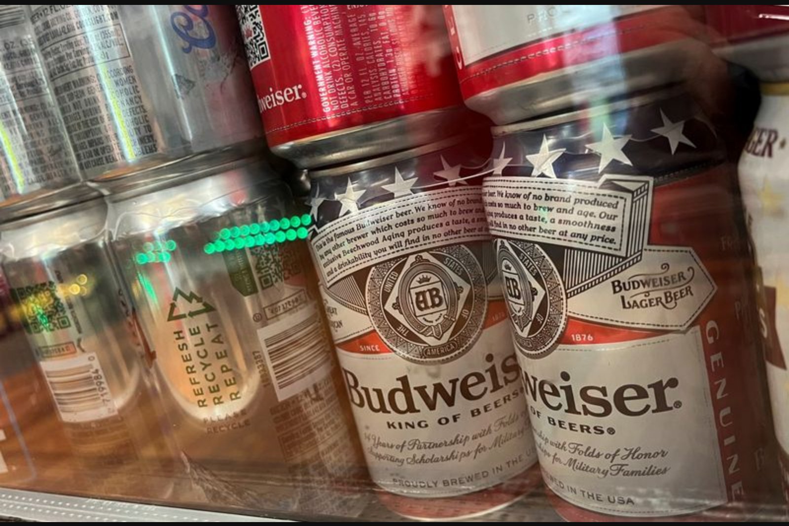 AB InBev Tops Q4 Expectations, Reiterates Faster Profit Growth Target for 2026