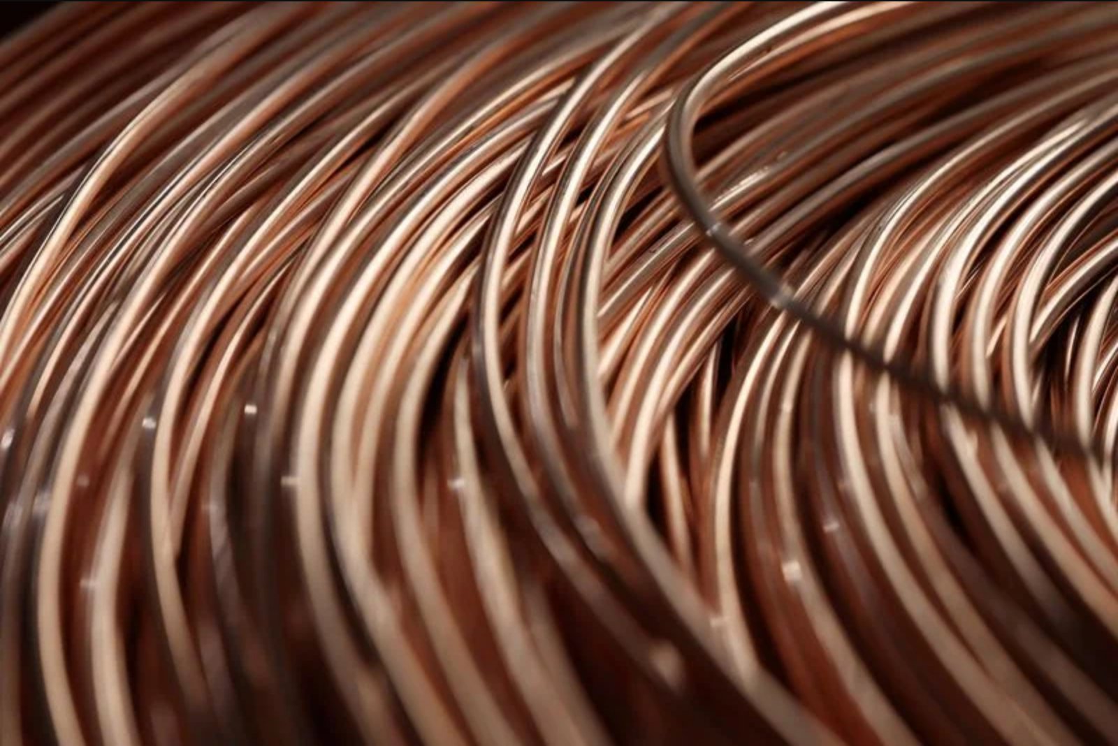 Copper Drifts Lower as Geopolitical and Macro Pressures Offset Tariff-Driven Support