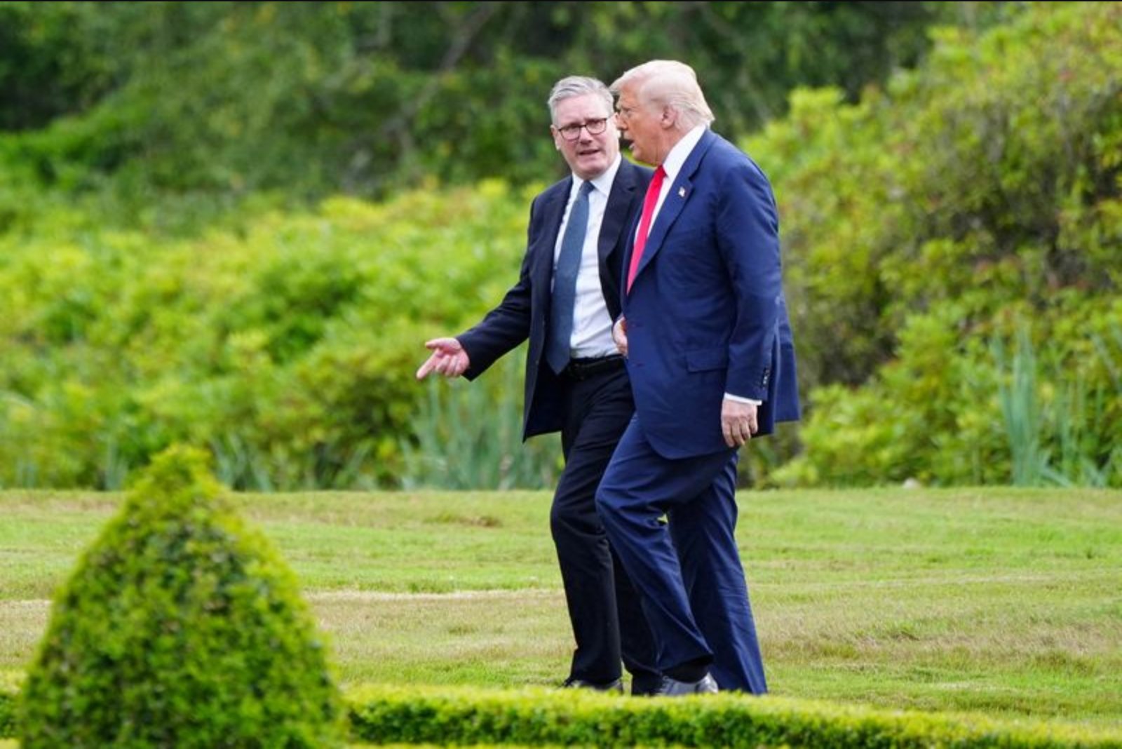 Trump Says U.S.-UK Ties ‘Not What It Was’ After Starmer Withholds Initial Military Support