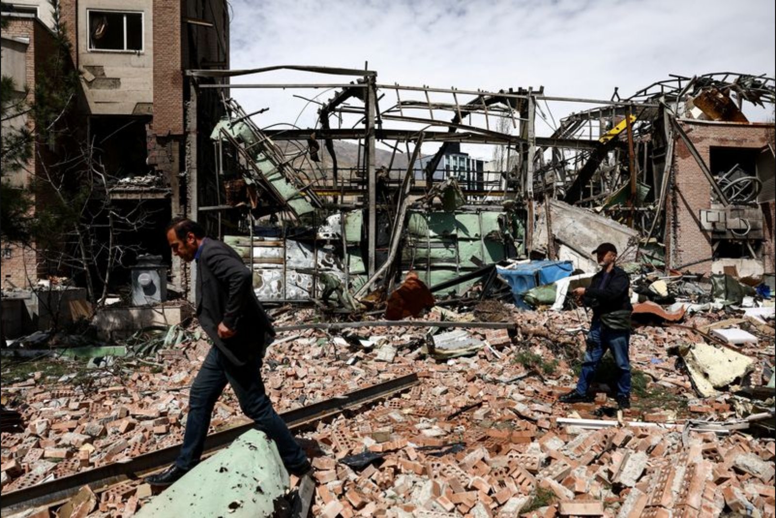 Iran Says It Has Drafted Replies to Ceasefire Proposals, Rejects Ultimatums