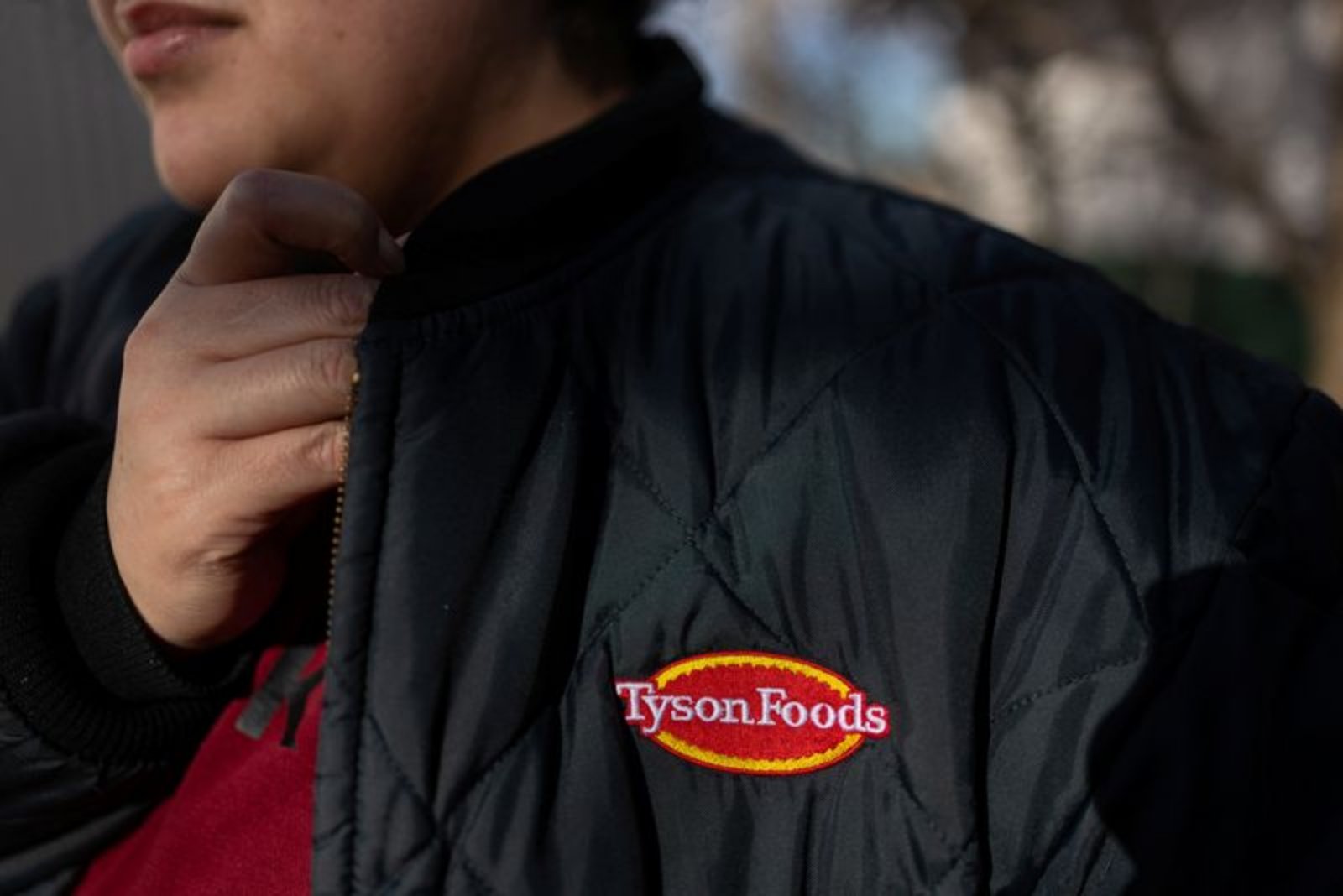 Tyson Foods' quarterly profit tops forecasts as chicken demand offsets beef weakness