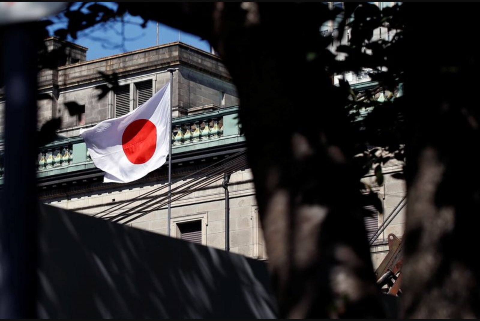Bank of Japan Likely to Hold Rates but Signal Readiness to Raise in June as Energy Shock Looms