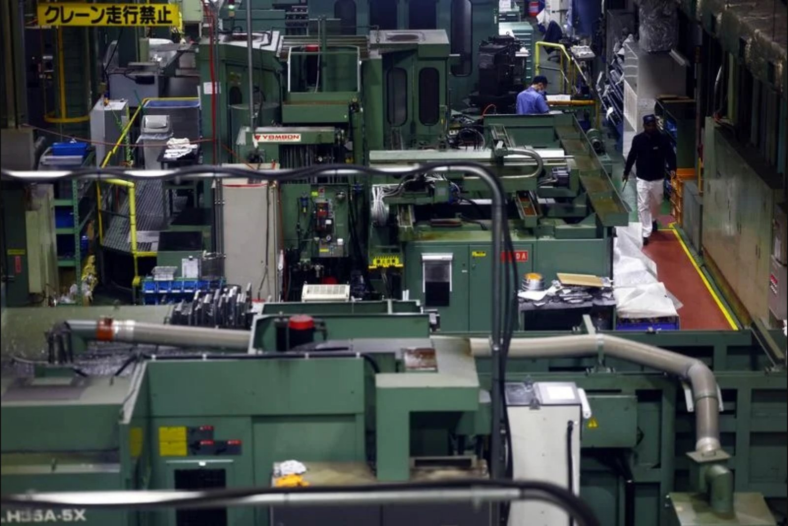 Japan Manufacturing Sentiment Gains Momentum Amid Chip Demand Surge