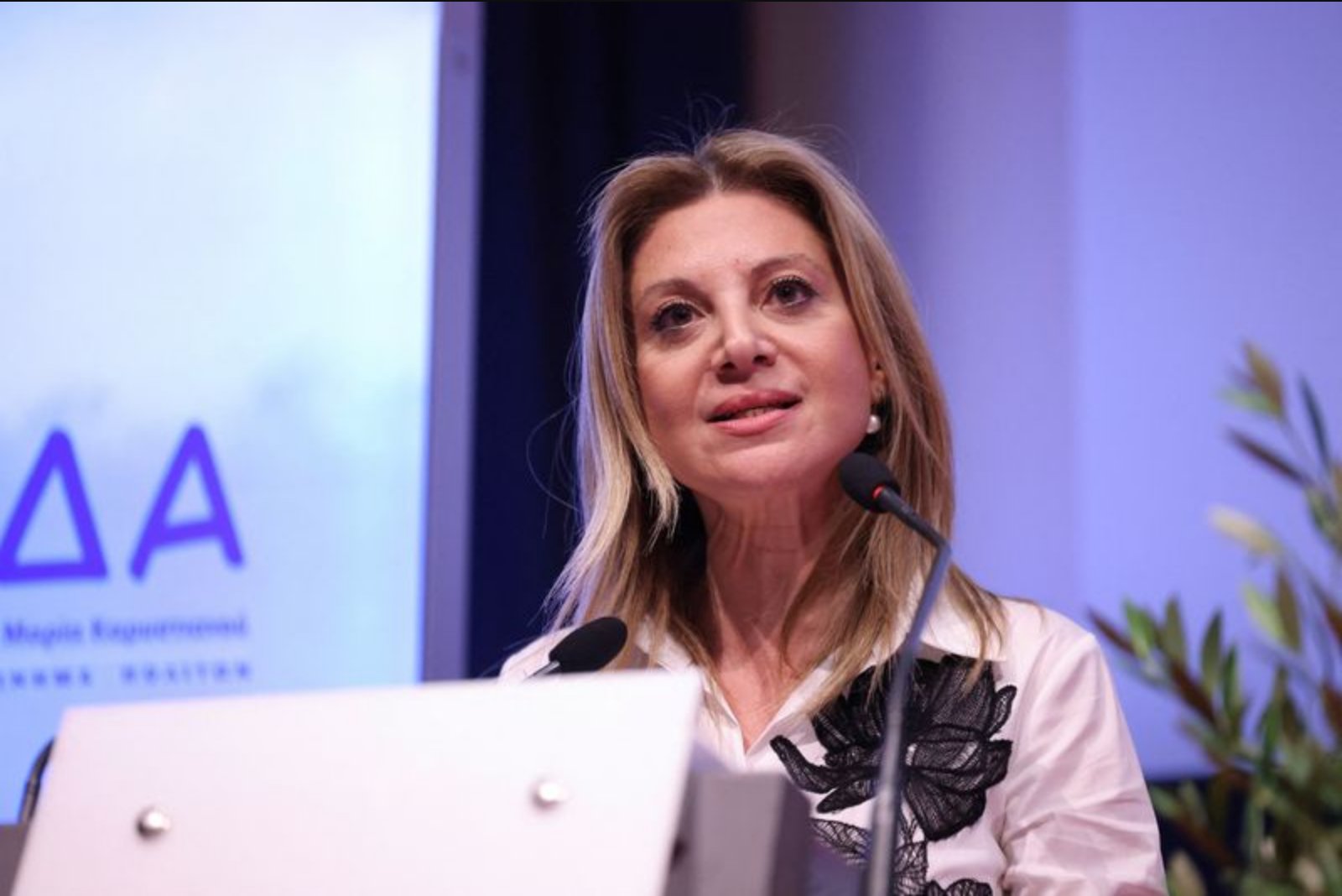 Mother of Tempi Crash Victim Forms New Political Party to Channel Public Outrage