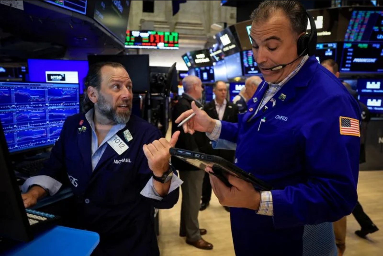 BIS Flags Rising Debt, AI Investment Boom and Financial Fragilities as Heightened Global Risks