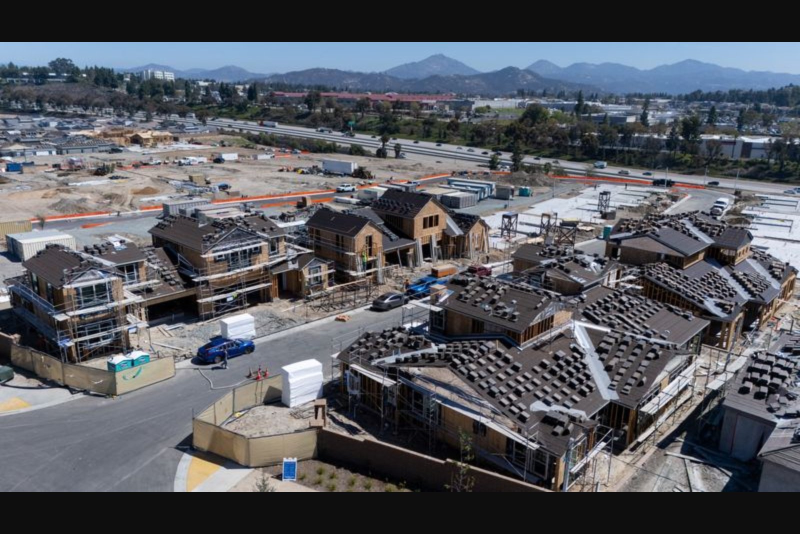 Federal Judge Denies Compass Request to Force Zillow to List More Homes