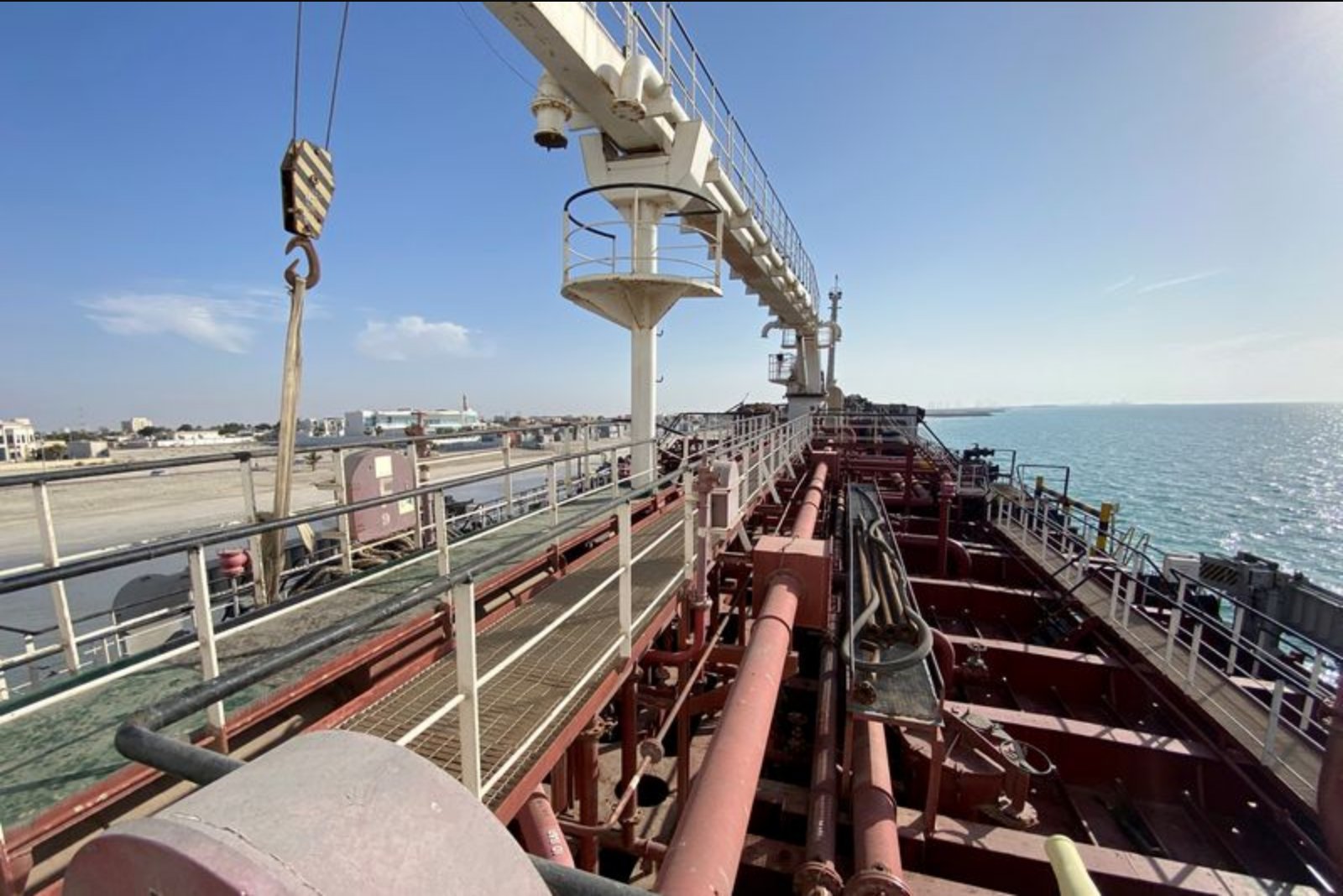 Middle East Export Surge and War Fears Drive VLCC Rates to Six-Year Peak