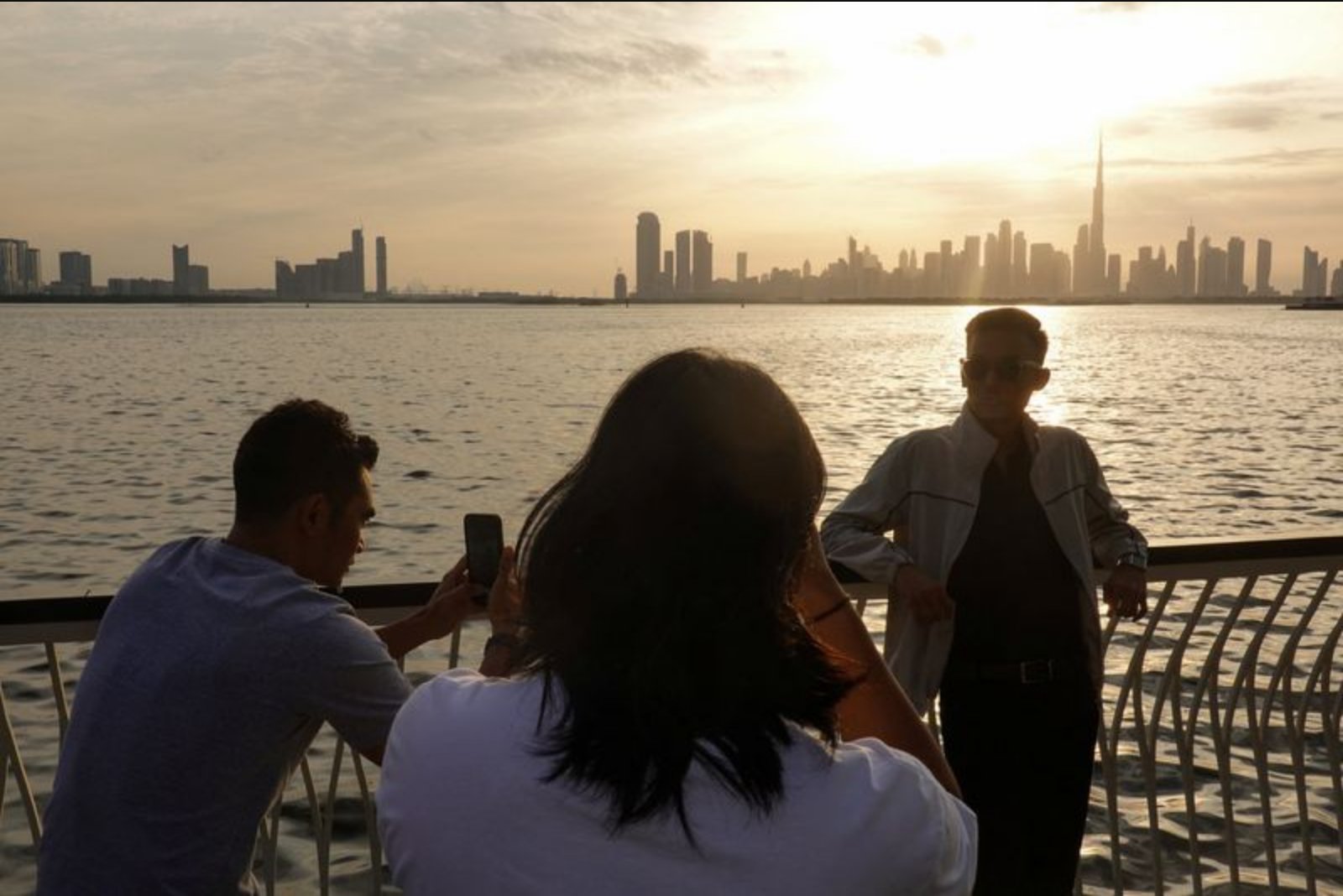 Bloomberg Offers Gulf Staff Temporary Option to Work Outside Region Amid Escalating Attacks