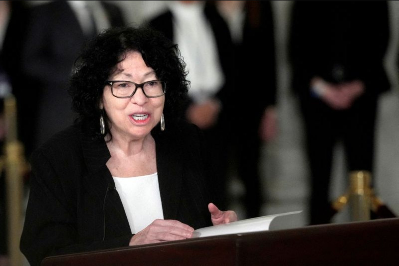 Sotomayor Issues Public Apology to Kavanaugh After Critical Remarks on Immigration Ruling