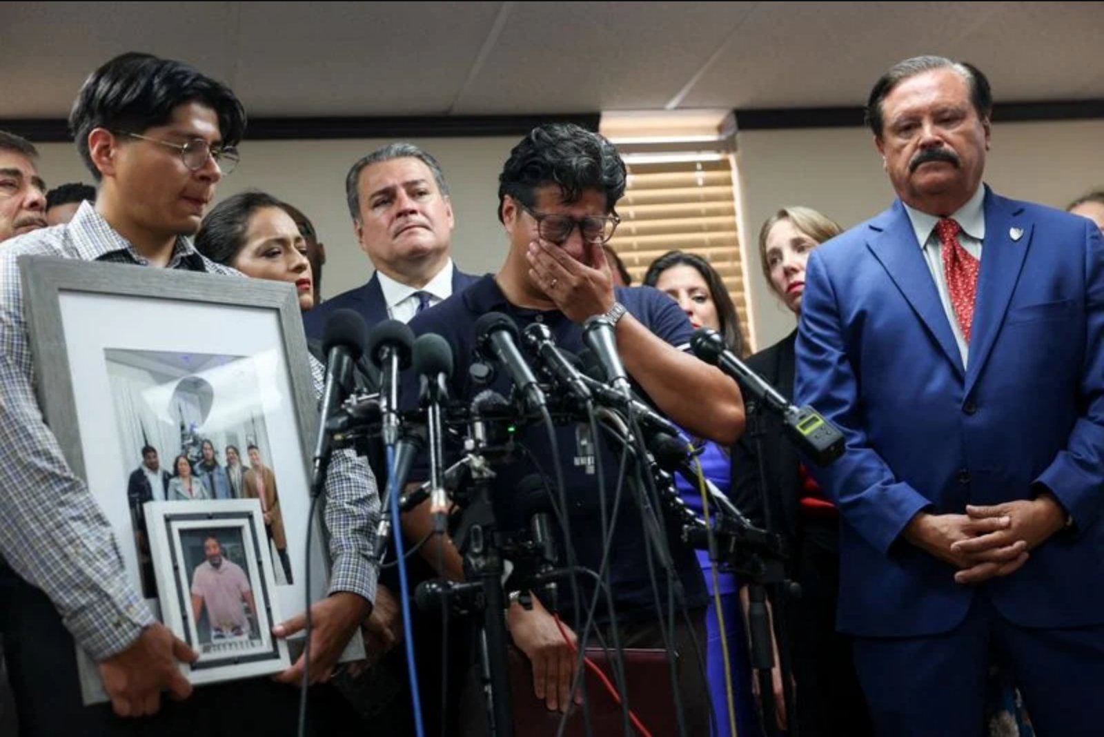 Houston ICE Shooting Prompts Calls for Independent Review and Greater Transparency