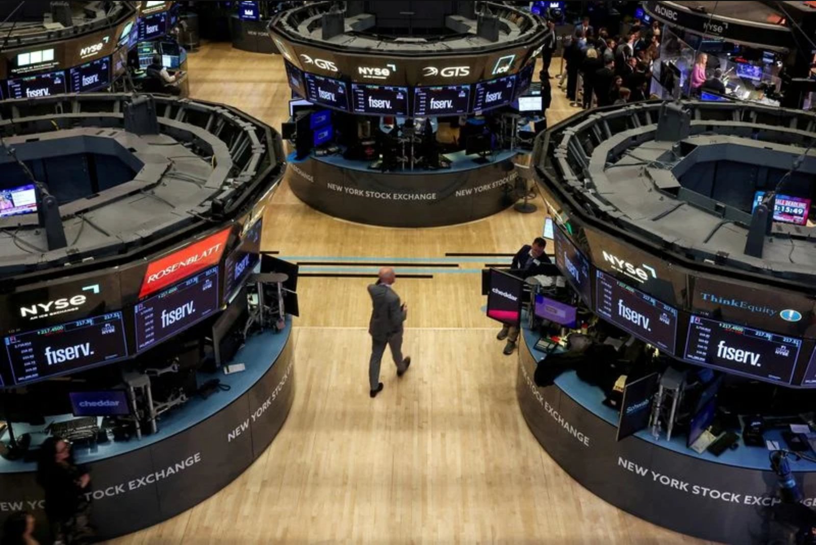 Wall Street Futures Tick Up as Earnings and Inflation Data Take Center Stage; PayPal Soars on Reported Buyout Offer