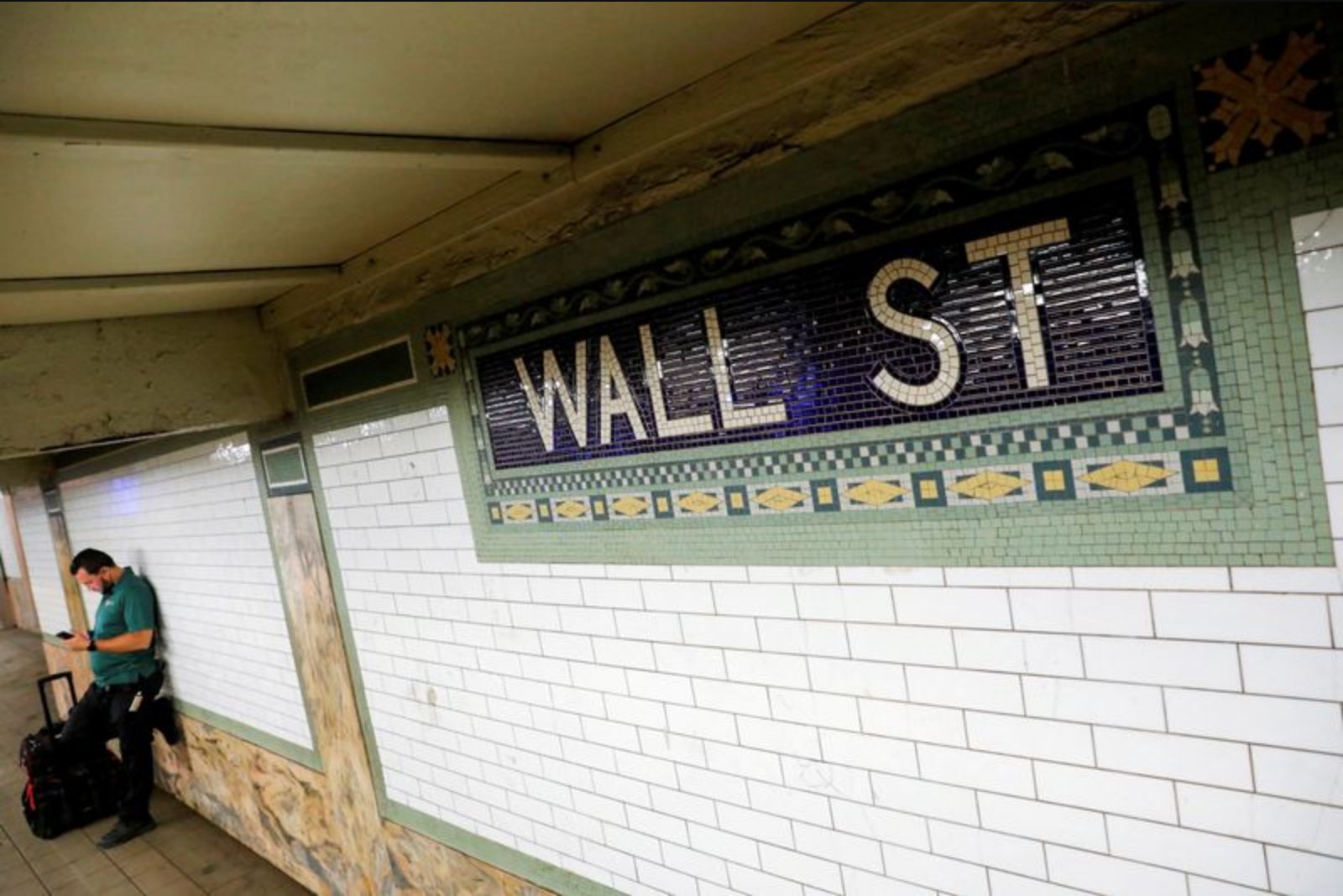 Watchdog Warns Private Credit’s Bank and Asset Manager Links Could Amplify Systemic Strain