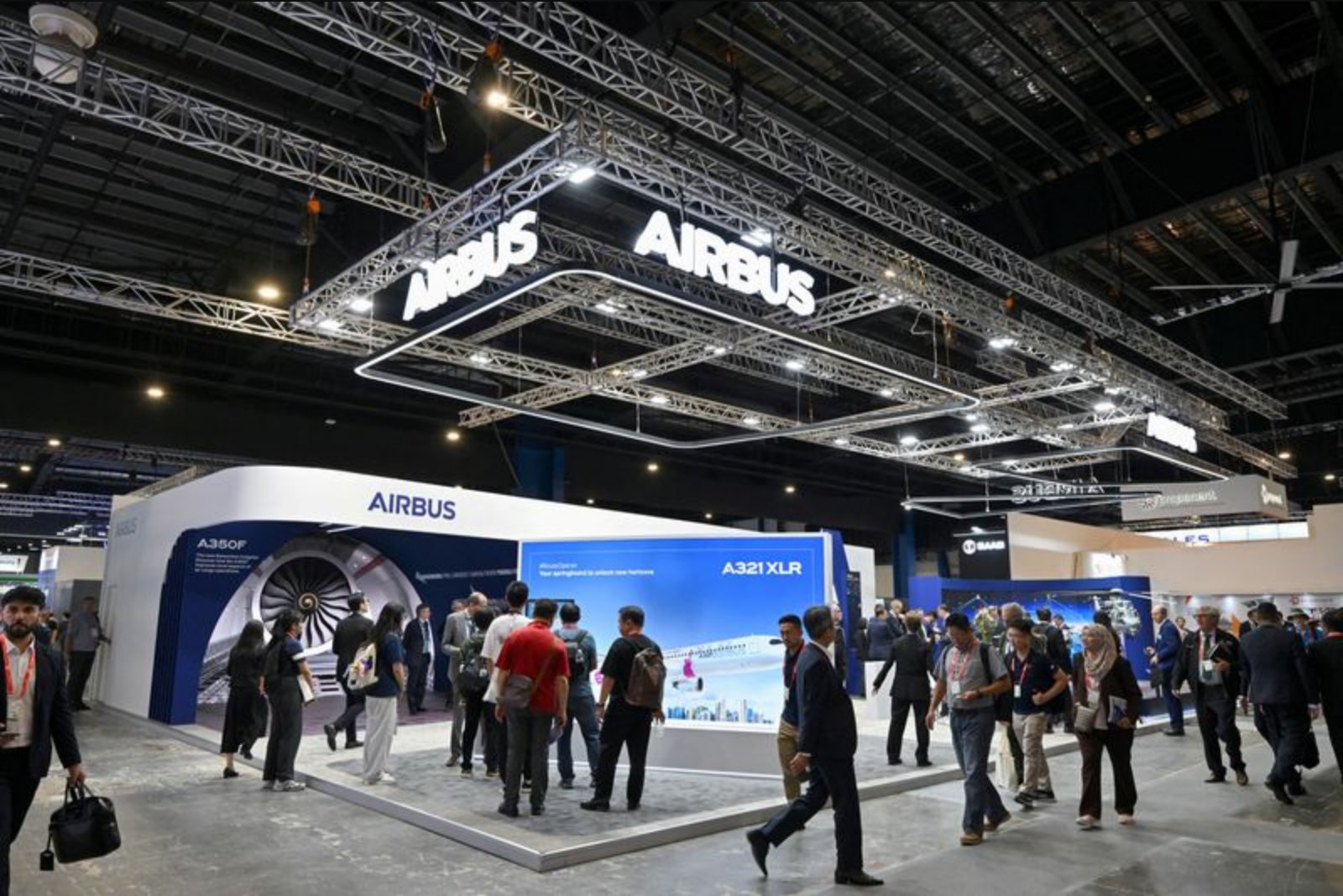 Supply-chain snarls become aviation's persistent reality as passenger demand surges