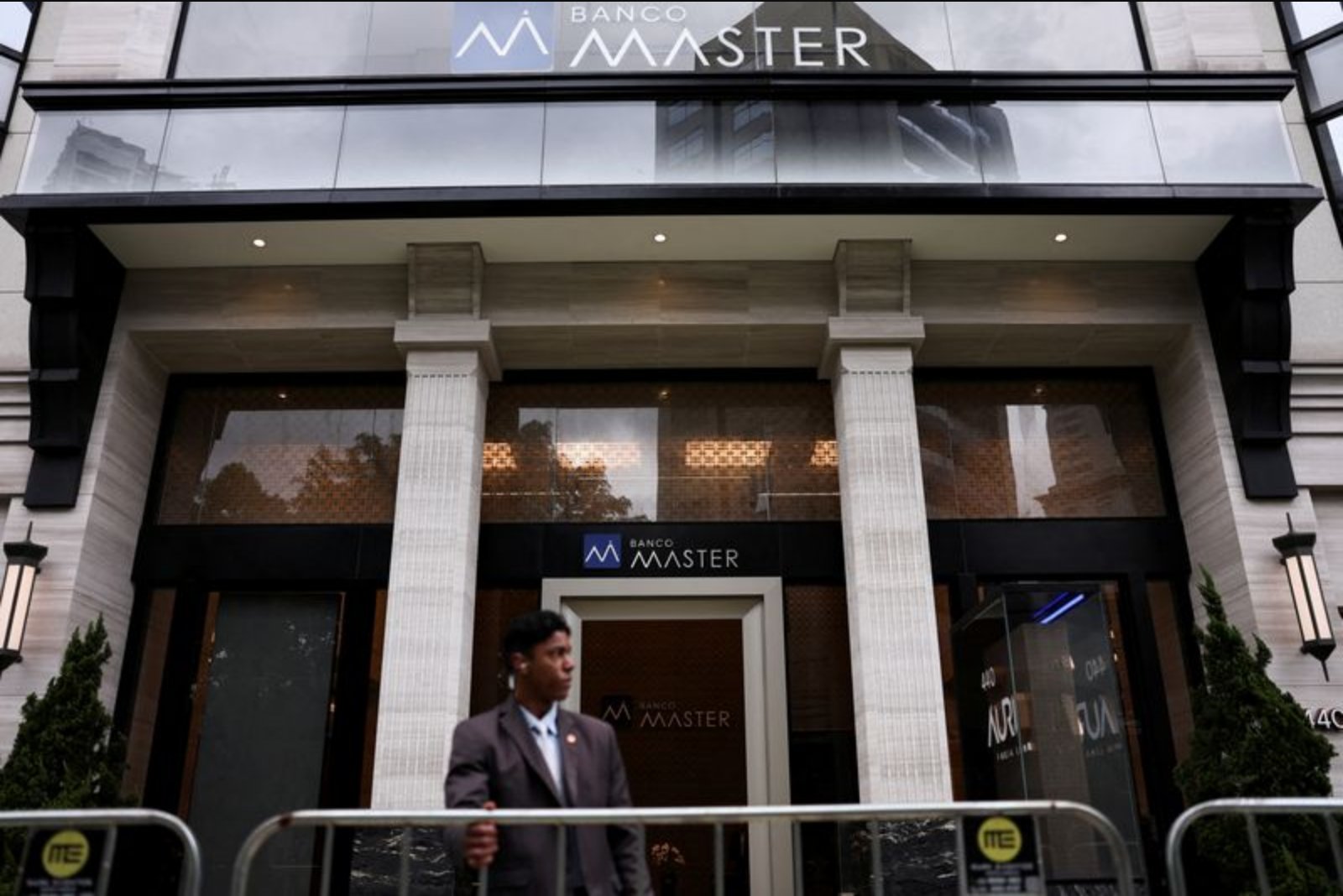 From Banker to Political Flashpoint: How Daniel Vorcaro's Ties Exposed Deep Links Between Finance and Power