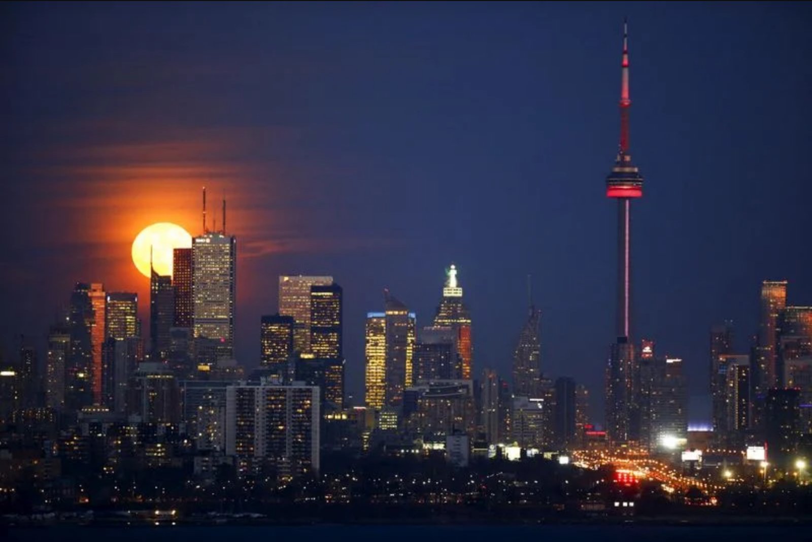 Canada’s GDP Bounces Back in April, Expands 0.5% Month-on-Month