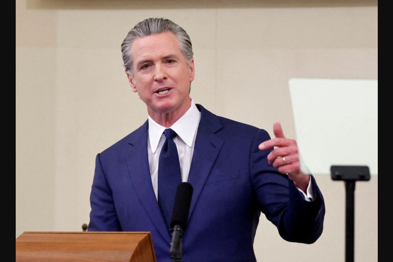 California order demands AI safeguards for companies seeking state contracts