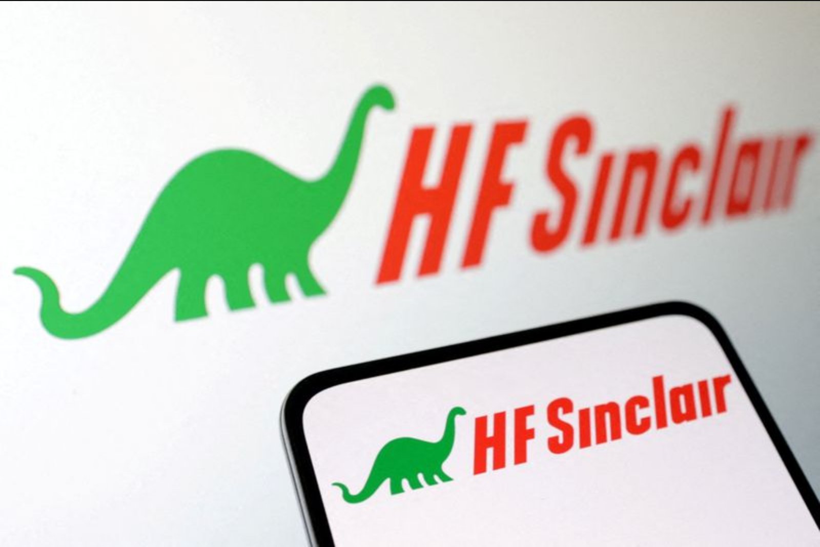 HF Sinclair Posts Unexpected Quarterly Profit as Refining Margins Rise