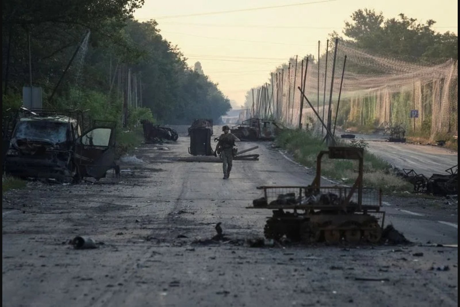 Russia Tightens Grip on Kostiantynivka, Raising Pressure on Ukraine’s Eastern Defensive Line