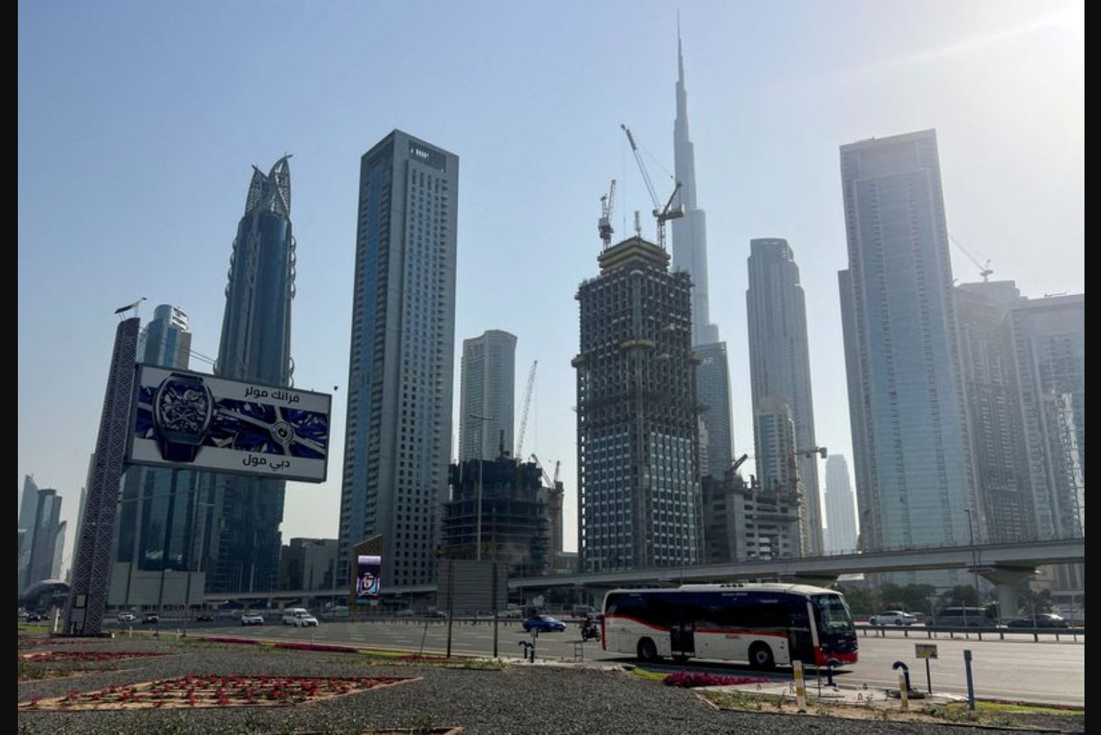 Gulf Sovereign Funds Face Their Test as Regional Attacks Threaten Energy Flows