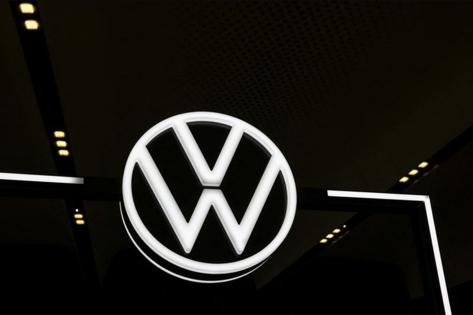 Volkswagen Faces Margin Squeeze as Tariffs and China Pressure Compound Losses