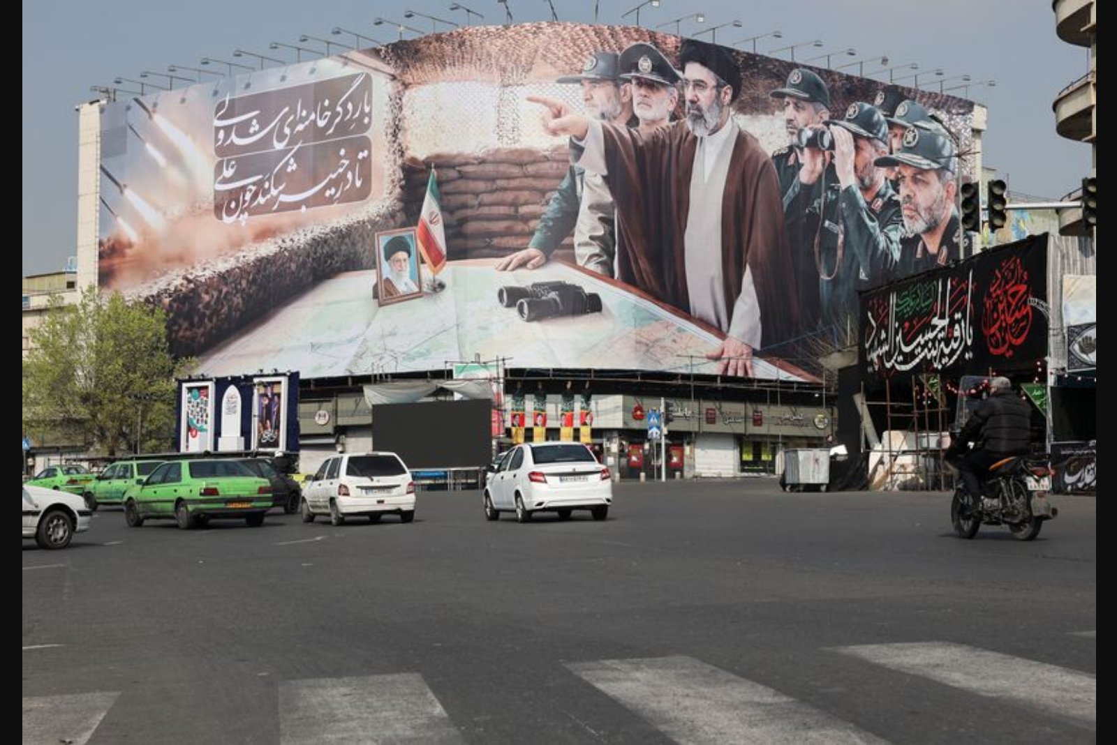 Hamas Urges Iran to Avoid Striking Neighbouring States While Backing Tehran’s Right to Respond