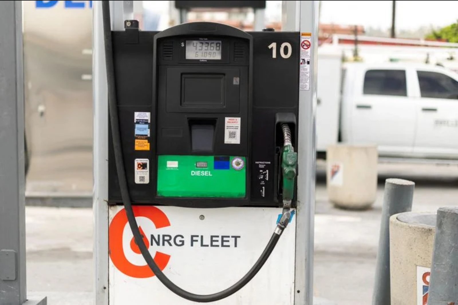 Goldman CEO Warns That Rising Oil Prices Could Alter Consumer Behavior in Late 2026