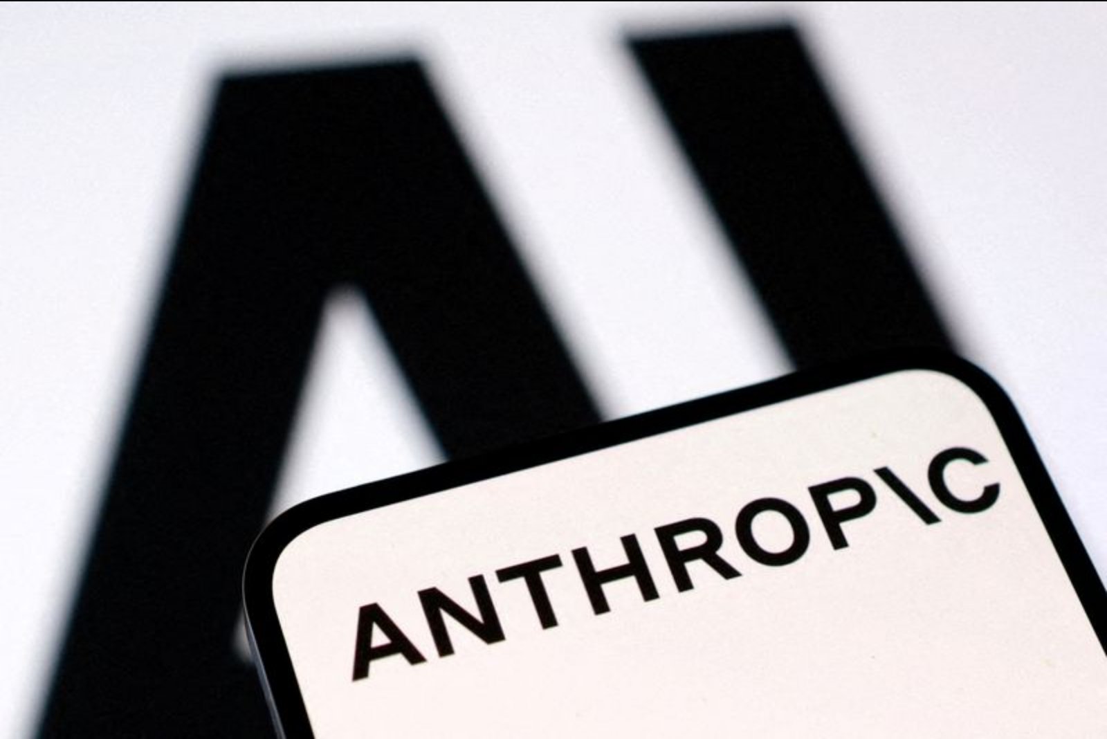 Anthropic Considers New Funding Round That Could Top $900 Billion Valuation