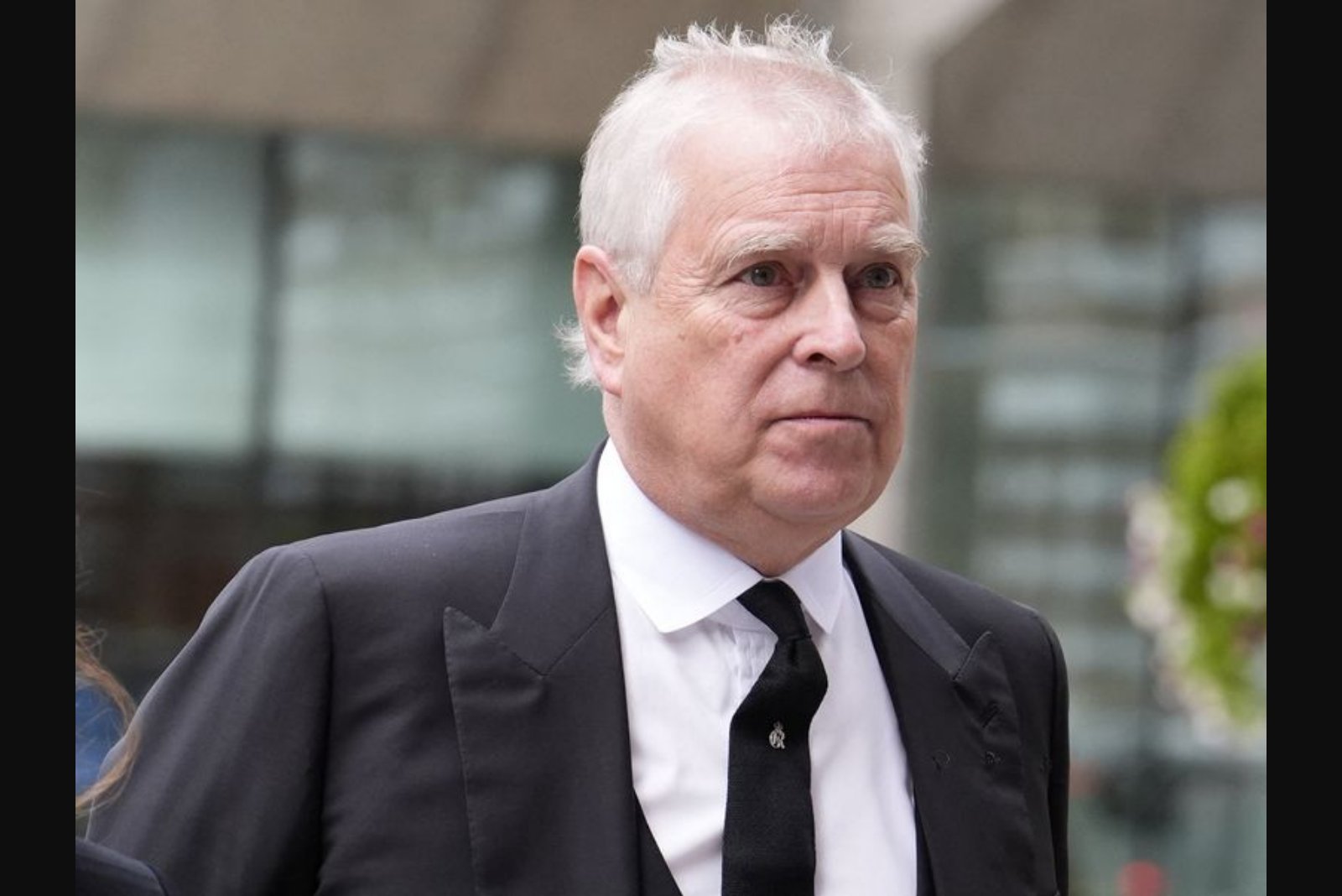 Starmer Urges Former Prince Andrew to Testify Before U.S. Congress After New Epstein Files