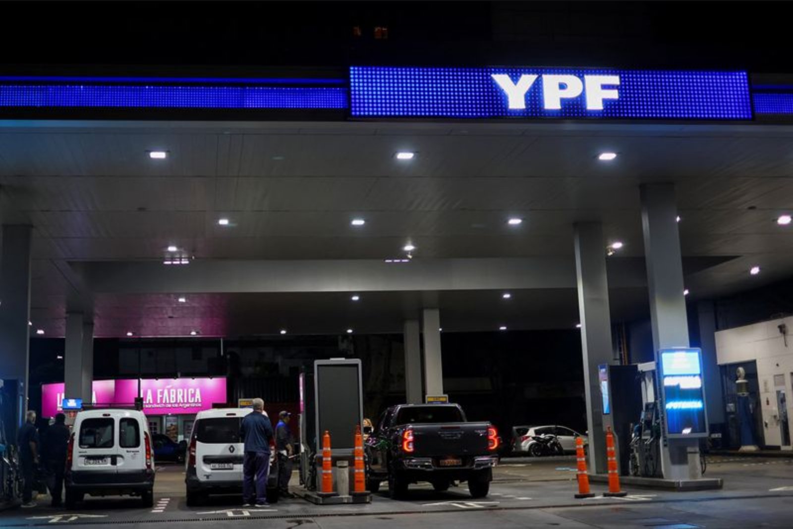 U.S. Appeals Court Tosses $16.1 Billion Award Over Argentina's 2012 YPF Takeover