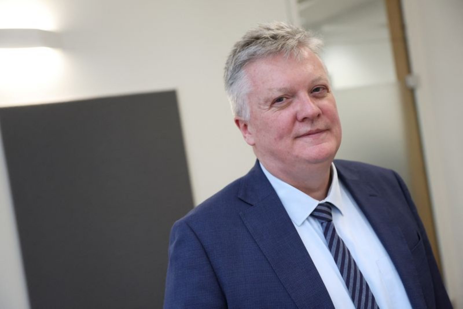 BoE chief warns lower headline inflation may mask persistent underlying pressures