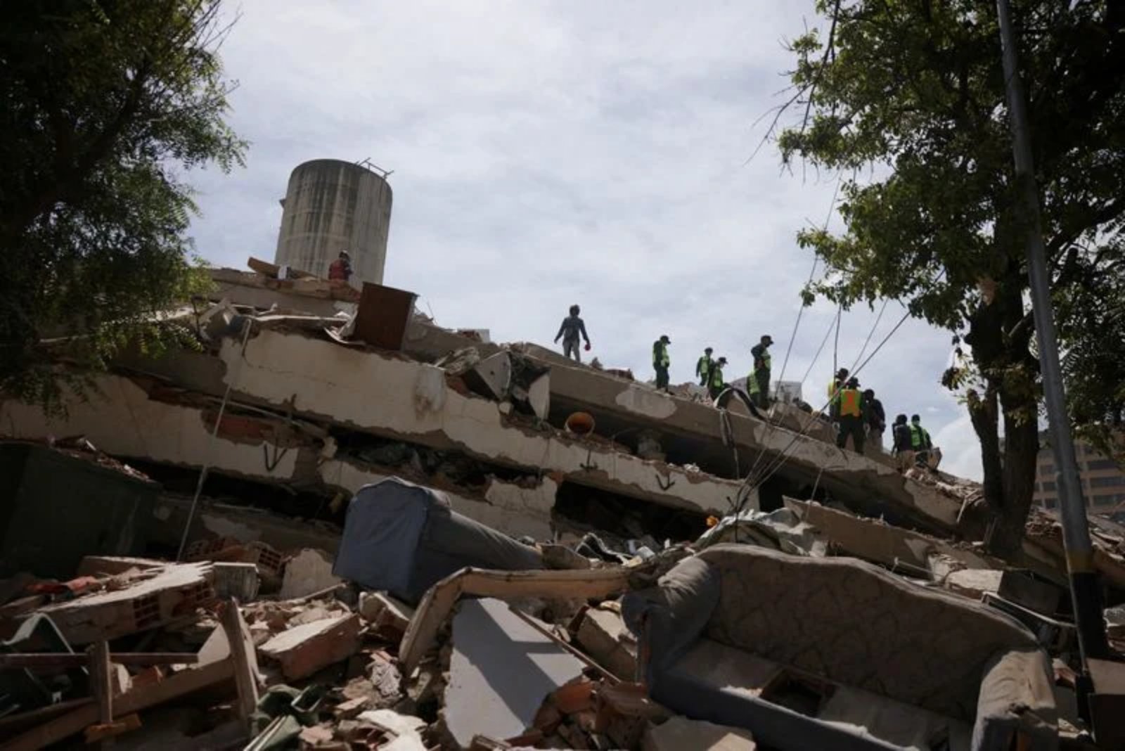 Tectonic Caprice: Twin Quakes Leave La Guaira Severely Damaged and Unevenly Split