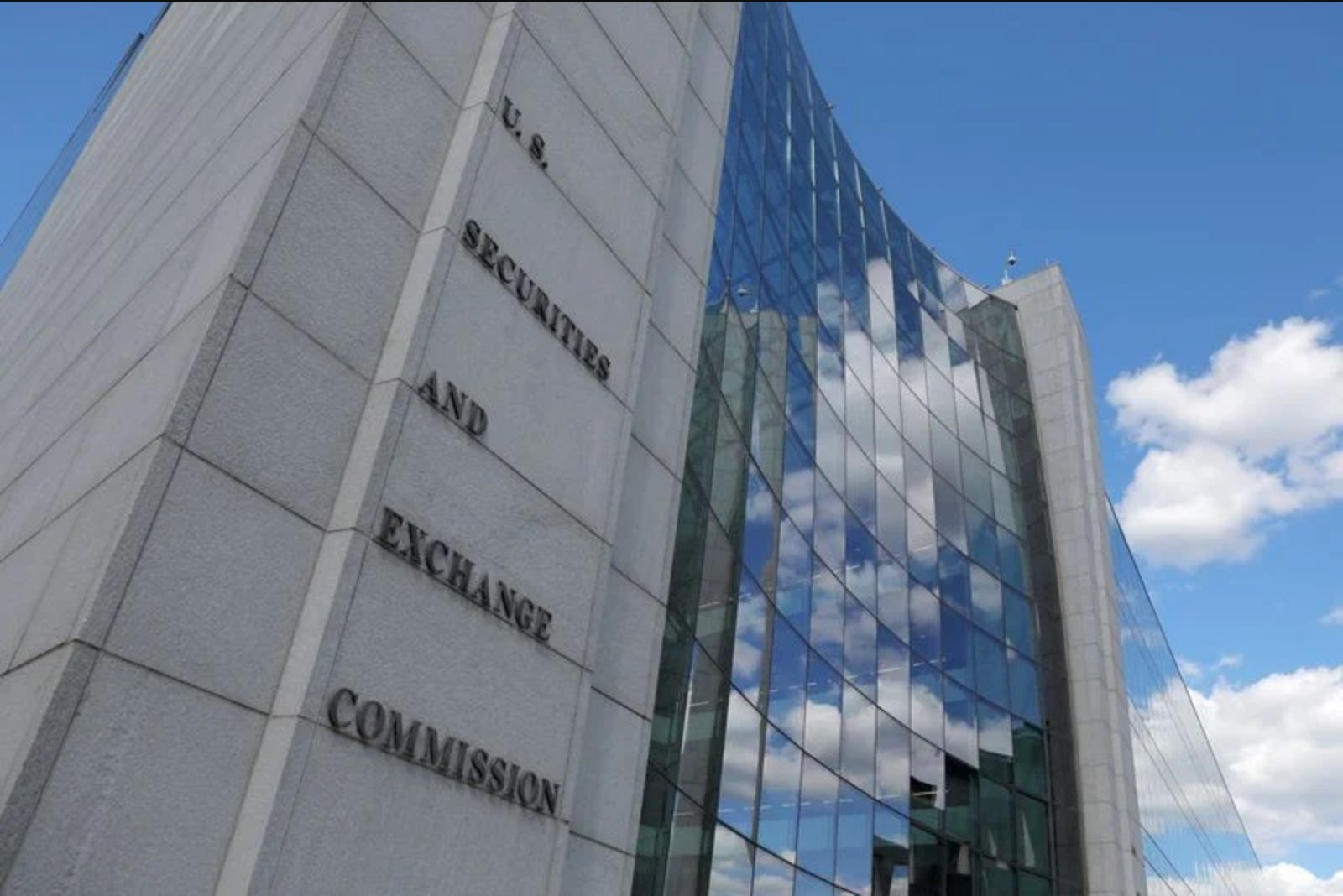 SEC Enforcement Unit Probes Rise of Continuation Vehicles Amid Private Markets Scrutiny