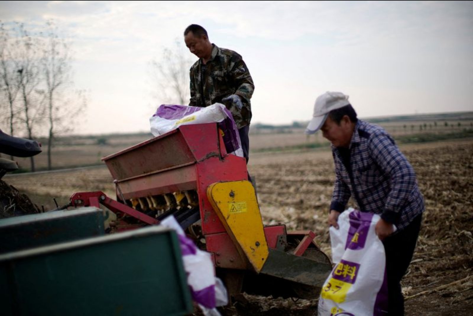 Spring planting at risk as Middle East conflict forces fertiliser and fuel price spikes