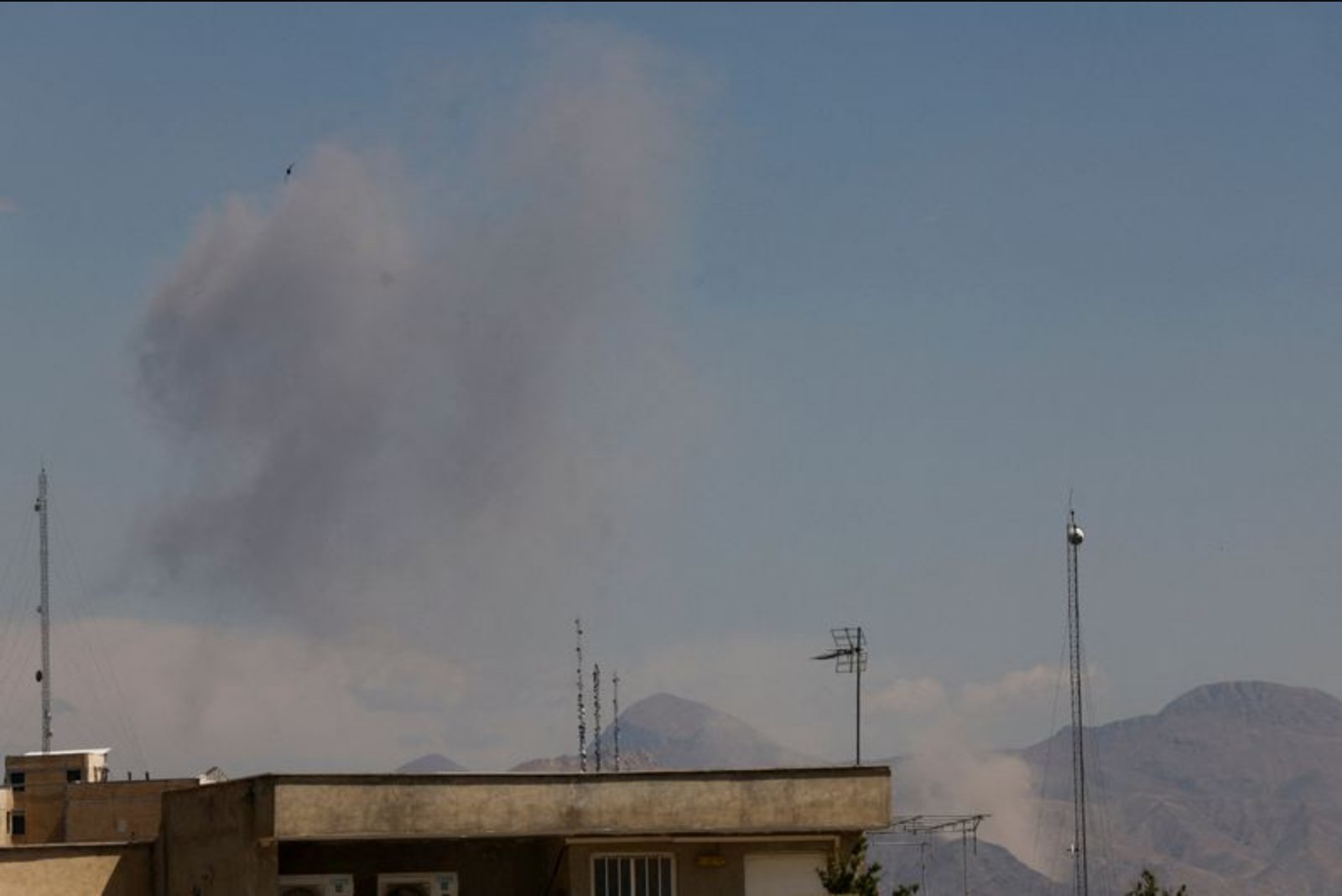 U.S. and Iran Agree Two-Week Ceasefire After Pakistan Mediation