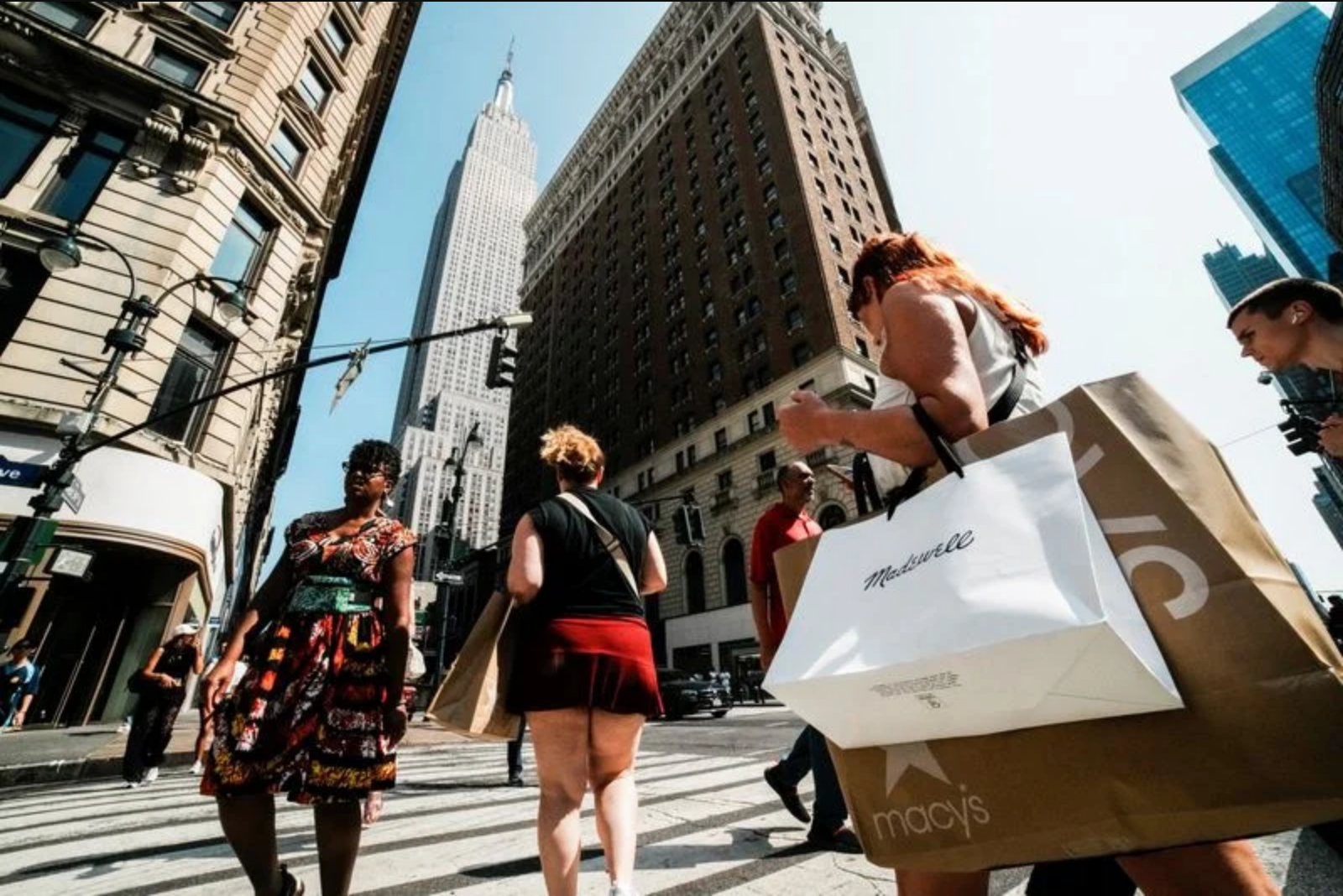 U.S. Retail Sales Outpace Forecasts in May as Gasoline and Refunds Support Spending