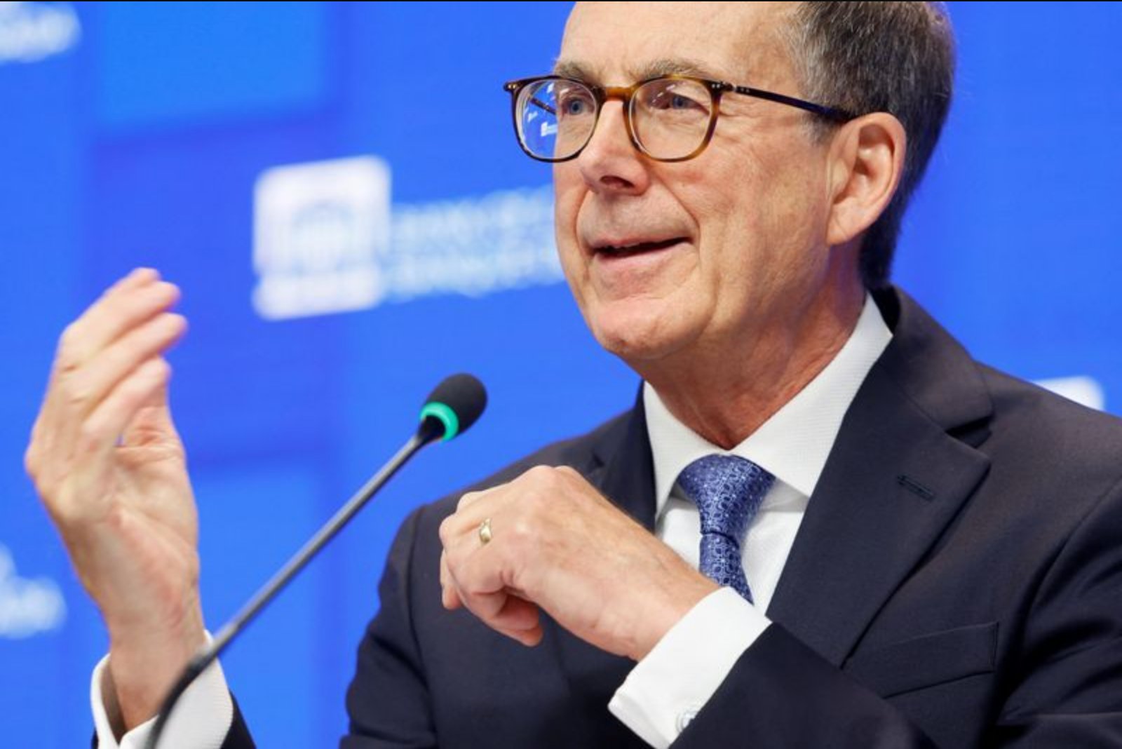 Bank of Canada warns Fed independence threat is raising global economic uncertainty