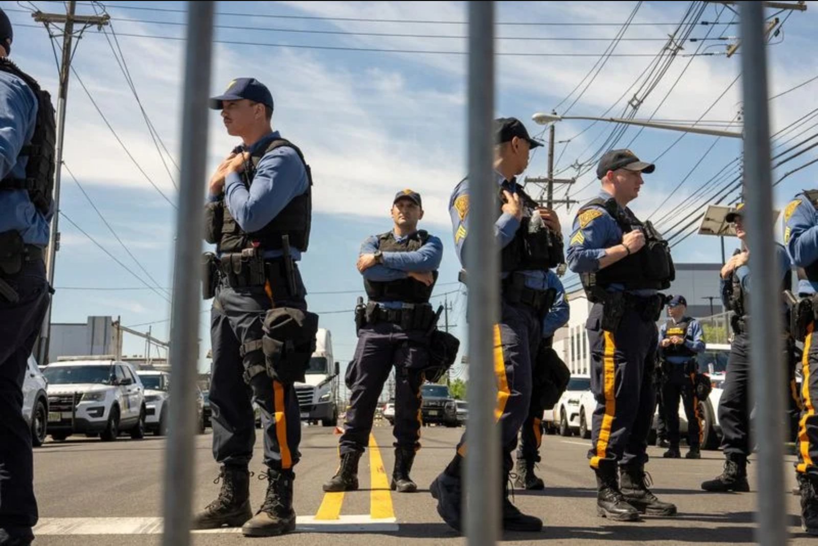 Visits Resume at Newark Detention Center as Authorities Expand Protest Exclusion Zone